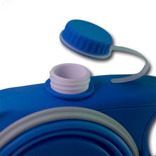 Carregar imagem no visualizador da galeria, Coleira Guia Multi Função - Coleira + Porta Saquinho + Bebedouro