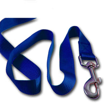 Carregar imagem no visualizador da galeria, Coleira MaxGuia 3 em 1 - A única que é Coleira + Porta Saquinho + Bebedouro