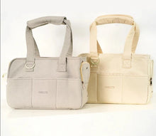 Carregar imagem no visualizador da galeria, Bolsa Luxo de Transporte para Cachorro de Pequeno Porte