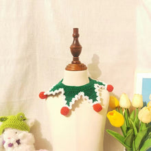 Carregar imagem no visualizador da galeria, Bandana Tricot Natalina | Para cachorro e gato