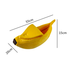 Carregar imagem no visualizador da galeria, Banana Bed - Cama de Gato e Cachorro Estilo Banana
