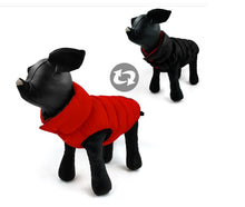 Carregar imagem no visualizador da galeria, Colete de frio para Cachorros - Dupla face e Impermeável - Azul e Preto
