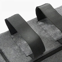 Carregar imagem no visualizador da galeria, Assento Cadeirinha de Carro para Pet
