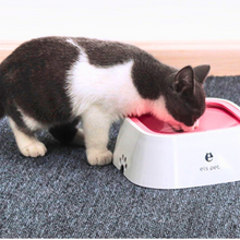 Carregar imagem no visualizador da galeria, Bebedouro Anti Respingos | Para Cachorro e Gato
