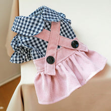 Carregar imagem no visualizador da galeria, Jardineira Xadrez Fashion Pink
