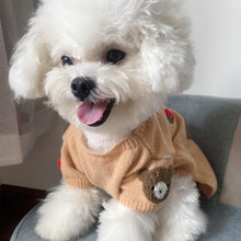 Carregar imagem no visualizador da galeria, Blusa de Lã Teddy Bear tricotada à mão
