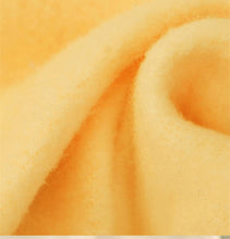 Carregar imagem no visualizador da galeria, Moletom Little Chicken
