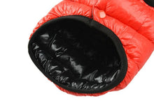 Carregar imagem no visualizador da galeria, Colete de frio para Cachorros - Dupla face e Impermeável - Azul e Preto
